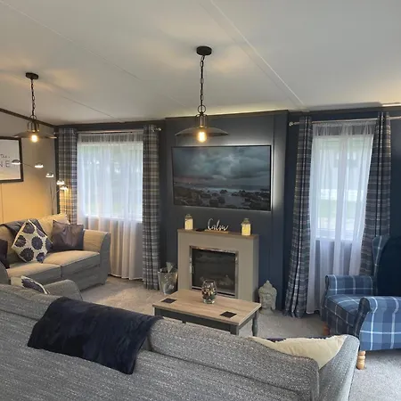 Ailsa With Hot Tub Tatil Evi York