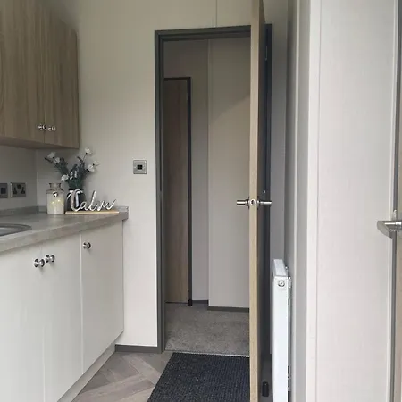 Ailsa With Hot Tub Prázdninový dům