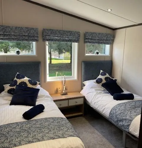 度假居 Ailsa With Hot Tub *